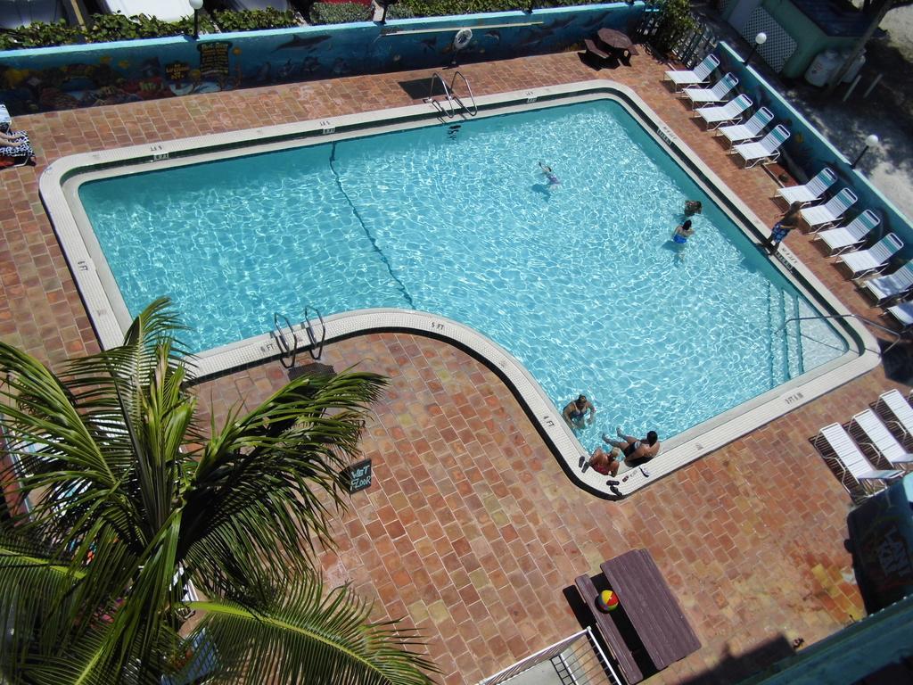 פורט מיירס ביץ' The Bay Inn At The Lani Kai מראה חיצוני תמונה